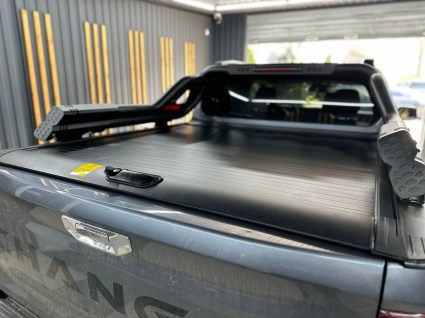 mehan-rolleta-changan-hunter (2)